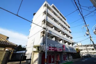 スカイリバー上小阪【4階】の外観
