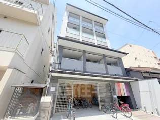 朱雀館【2階】の外観