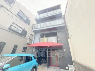 バース山川【4階】の外観