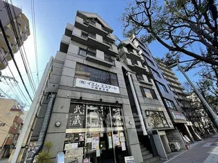 アダチイエムビルの画像