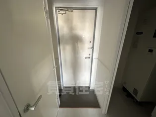 パティオ武庫川【3階】の玄関