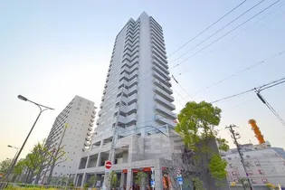 ザグランドビューオオサカ【18階】の外観
