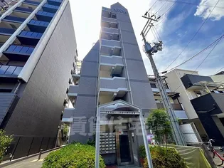 リーガル塚本3【4階】の外観