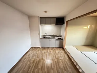 光永コート【3階】の居間