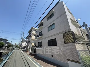 プチロワールA棟【2階】の外観