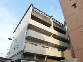 ステージ本山【3階】の外観