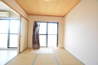 メゾンドール稲野【3階】の寝室