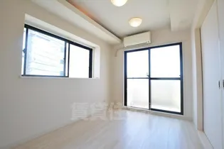 メゾンドール稲野【3階】の居間