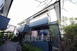 カサフェリスA棟【2階】の外観