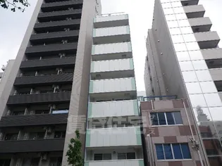 アヴォワール丸の内【3階】の外観