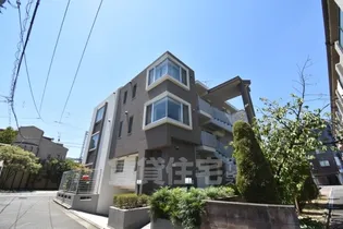 アレグレス【1階】の外観