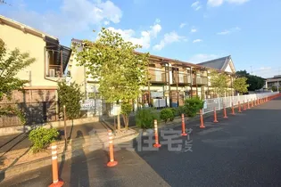 大阪府羽曳野市島泉4丁目【アパート】の外観