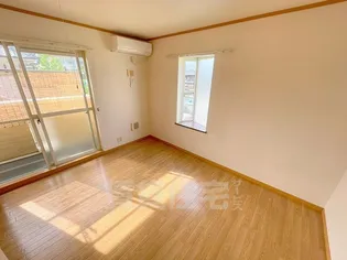 バーンズ巴【2階】の居間