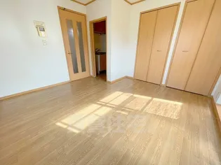 バーンズ巴【2階】の子供部屋