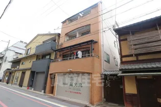 大隅ビル【4階】の外観