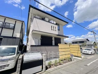 PROUD【2階】の外観