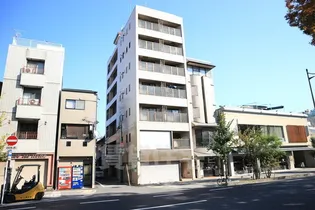 ヴィラージュ醒ヶ井【6階】の外観