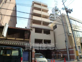 ビレイユ真英烏丸五条【6階】の外観