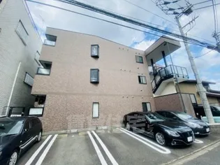 ジェルメ行伊【3階】の外観