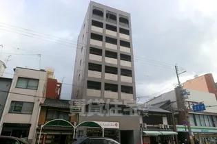 セトル御所東【3階】の外観