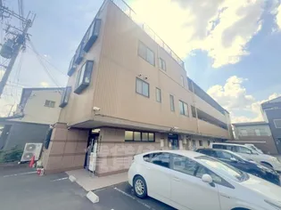 グロリアス杉本【2階】の外観