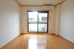 ADESSO【2階】の居間