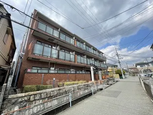 シェルプール弐番館【2階】の外観