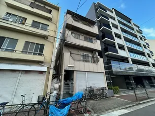 名和ビル【3階】の外観