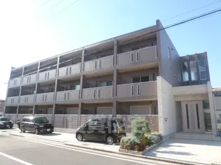 メゾン・ド・リズ【3階】の外観