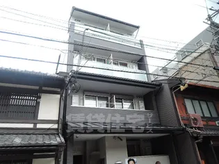 京都府京都市中京区油小路通錦小路上る山田町【マンション】の外観
