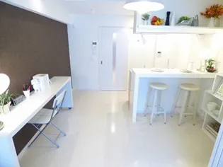 ラファセアリービオ博多【8階】の内装