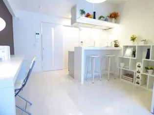 ラファセアリービオ博多【8階】の内装