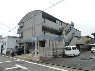 アミュズマン亀城【3階】の外観