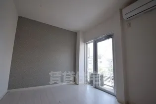 ラ・ハイール喜連【3階】の居間