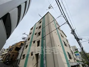 サントル花隈【3階】の外観