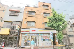 ハイツ泉涌寺【3階】の外観