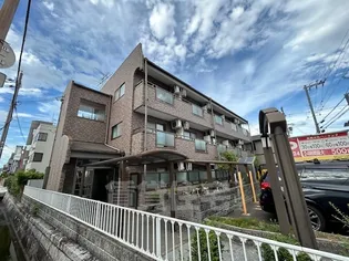 グレースメゾン本町【1階】の外観