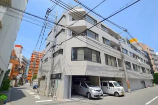 HERBE新大阪【5階】の外観