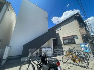 大阪府堺市堺区香ヶ丘町3丁【アパート】の外観