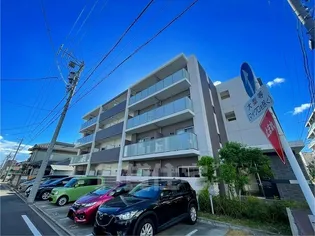 フローラ【4階】の外観