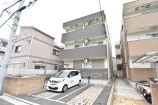 大阪府堺市北区東三国ヶ丘町5丁【アパート】の外観