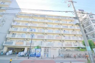 サンフラッツ新大阪別館【1階】の外観