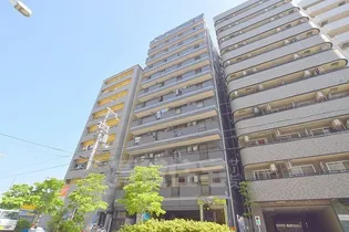 ディザイア新大阪【8階】の外観