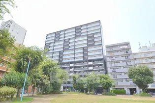 プレサンス新大阪ザ・シティ【9階】の外観