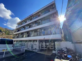 リバーサイド瓢箪山【4階】の外観
