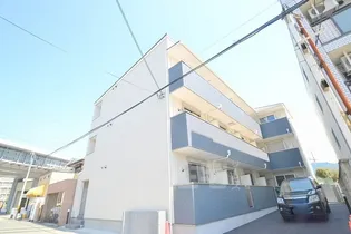 大阪府大阪市東淀川区小松5丁目【アパート】の外観