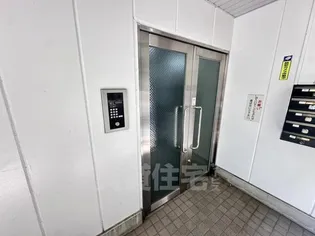 ハイツ大武【1階】の玄関