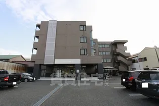 ヴァンヴェール名古屋【2階】の外観