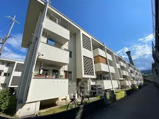 国分旭ヶ丘住宅1号棟【1階】の外観