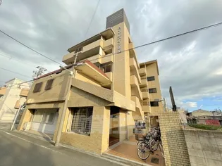 ロイヤルハイツ南栄【3階】の外観